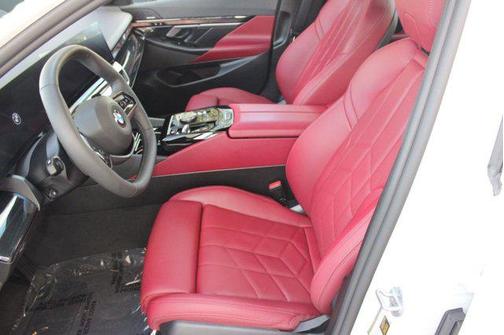 2025 BMW 540 xDrive