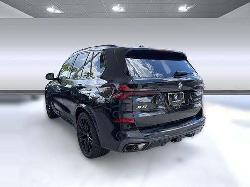 Black Sapphire Metallic 2026 BMW X5 sDrive40i
