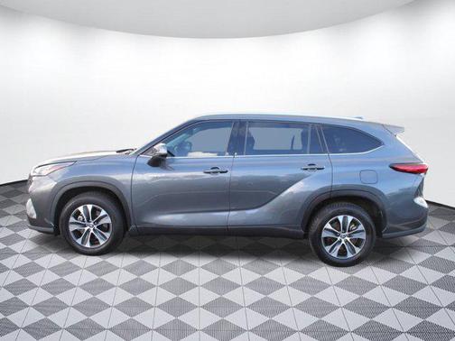 2020 Toyota Highlander Hybrid XLE