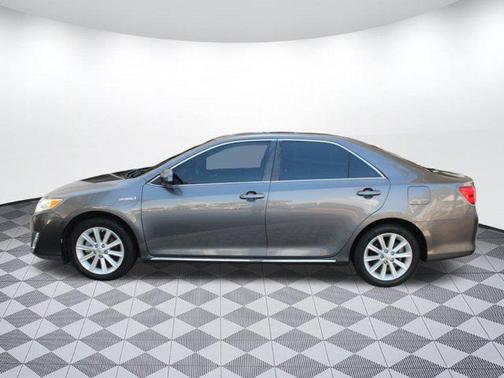 2014 Toyota Camry Hybrid XLE