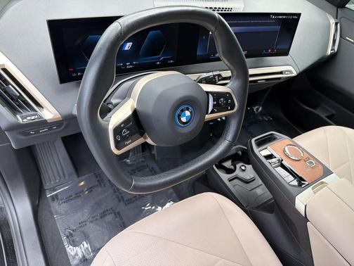 Alpine White 2023 BMW iX xDrive50