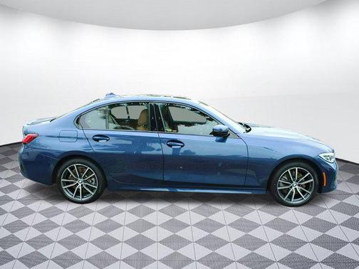 2022 BMW 330 330i