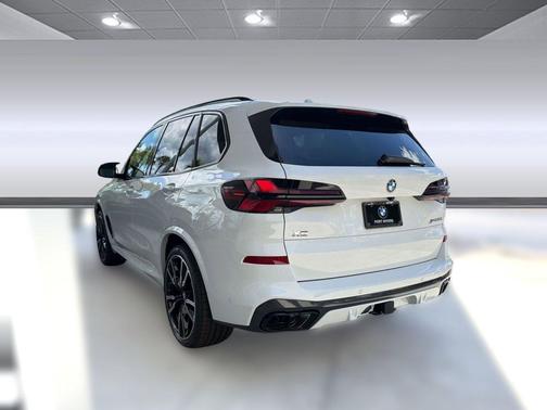 Alpine White 2026 BMW X5 M60i