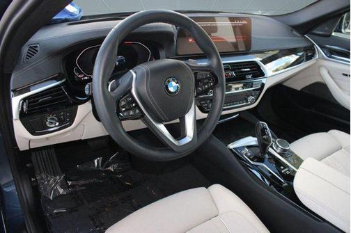2023 BMW 530 i