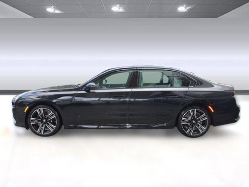 2025 BMW 760 i xDrive