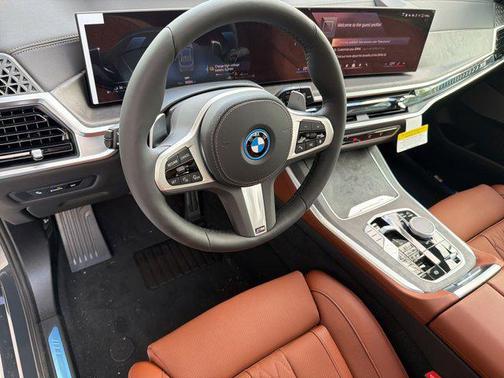 Dravit Grey Metallic 2026 BMW X5 PHEV xDrive50e