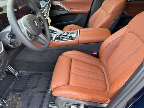 Tanzanite Blue II Metallic 2027 BMW X6 xDrive40i