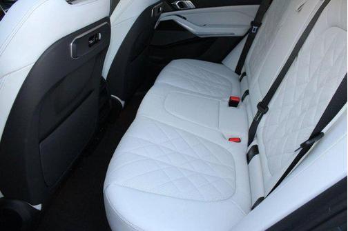 Dravit Grey Metallic 2026 BMW X5 sDrive40i