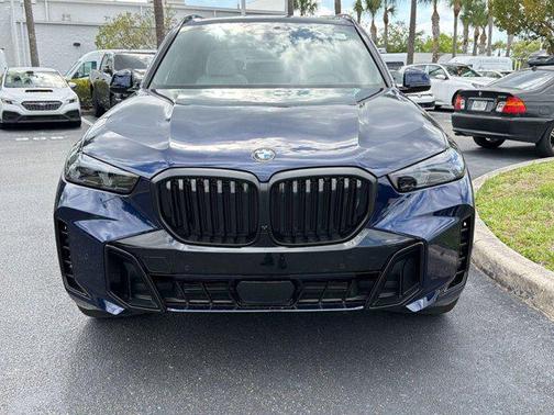 Tanzanite Blue II Metallic 2026 BMW X5 xDrive40i
