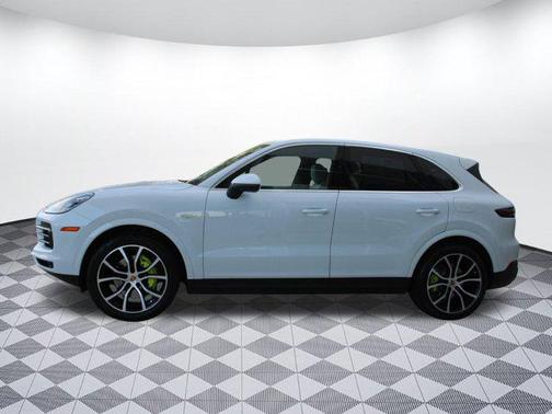 2021 Porsche Cayenne E-Hybrid S