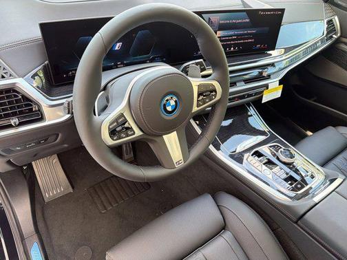 Carbon Black Metallic 2026 BMW X5 PHEV xDrive50e