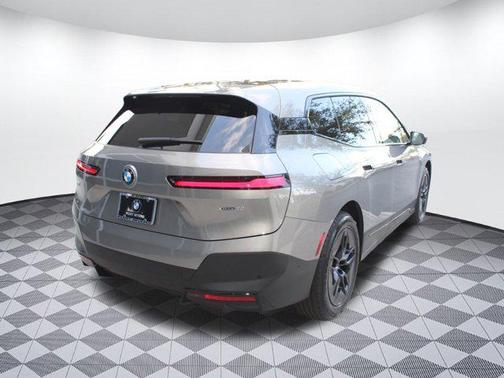 2024 BMW iX xDrive50
