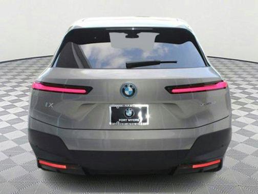 2024 BMW iX xDrive50