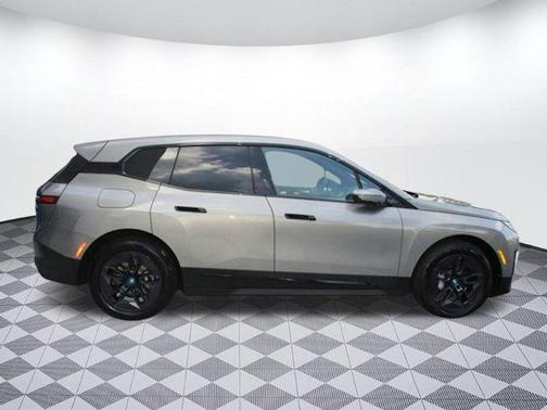 2024 BMW iX xDrive50