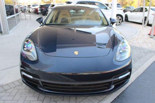 2019 Porsche Panamera 4