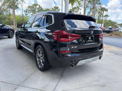 Black Sapphire Metallic 2021 BMW X3 sDrive30i