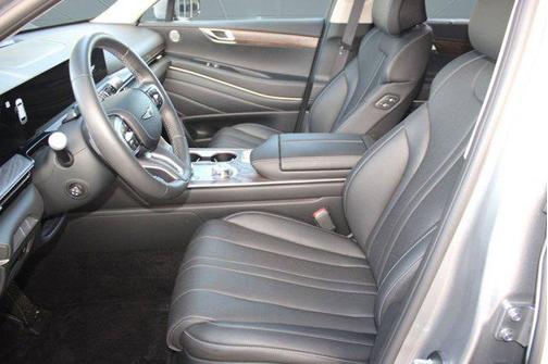 2025 Genesis GV80 2.5T