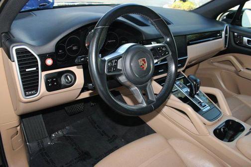2019 Porsche Cayenne Cayenne