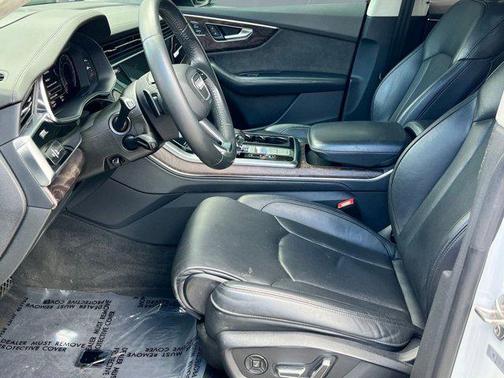 2020 Audi Q8 55 Prestige