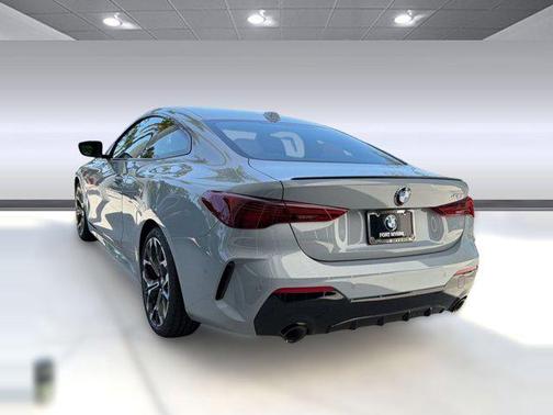 Brooklyn Grey Metallic 2027 BMW 430 i