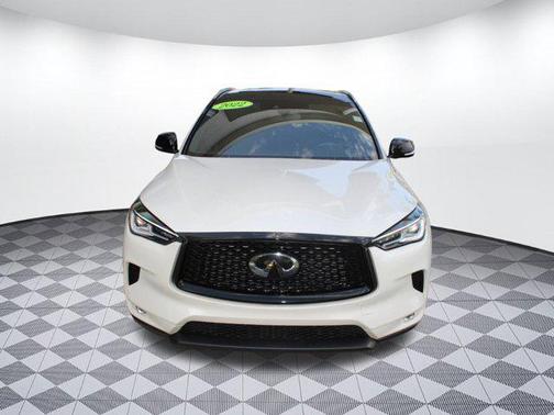 2022 INFINITI QX50 LUXE