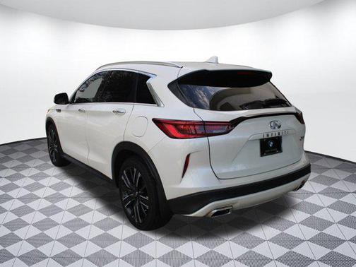 2022 INFINITI QX50 LUXE
