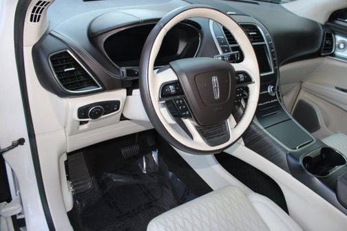 2020 Lincoln Nautilus Black Label