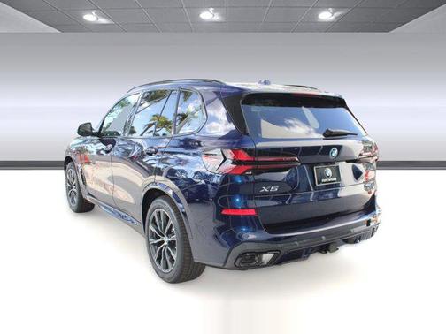 Tanzanite Blue II Metallic 2026 BMW X5 PHEV xDrive50e