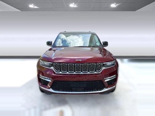 2023 Jeep Grand Cherokee Summit