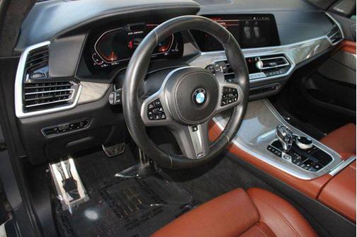 2022 BMW X5 M50i