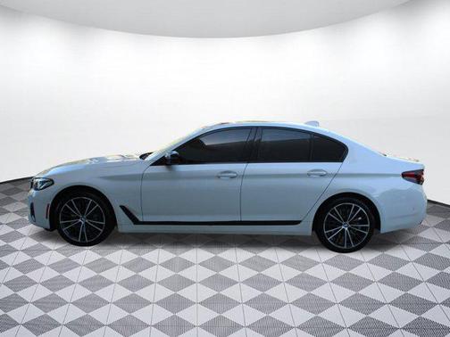 2021 BMW 540 540i