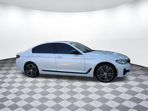 2021 BMW 540 540i