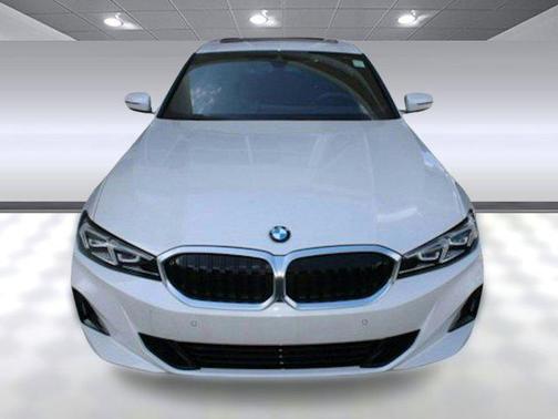 2025 BMW 330 i xDrive
