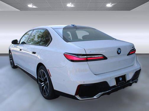 2025 BMW i7 eDrive50