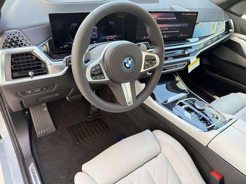 Brooklyn Grey Metallic 2026 BMW X5 PHEV xDrive50e