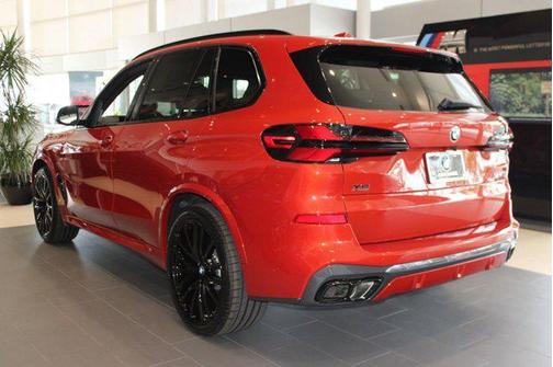 2026 BMW X5 M60i