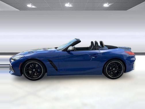Portimao Blue Metallic 2024 BMW Z4 M40i