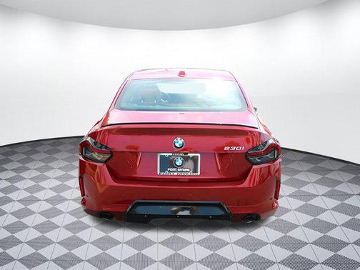 2025 BMW 230 i