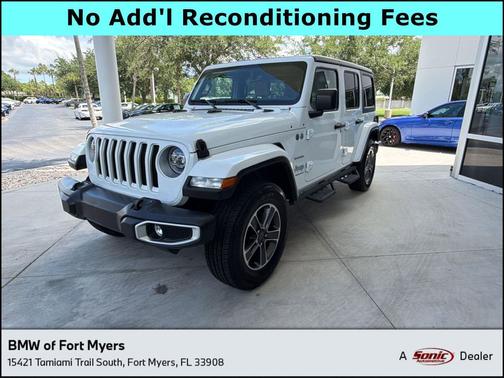 Bright White Clearcoat 2023 Jeep Wrangler 4-Door Sahara 4x4