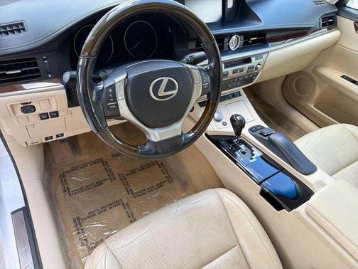 2015 Lexus ES 350 Base