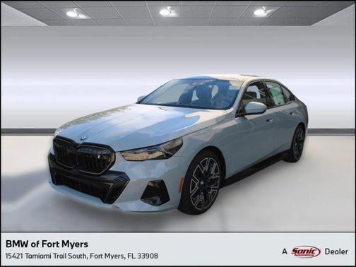Brooklyn Grey Metallic 2026 BMW i5 xDrive40