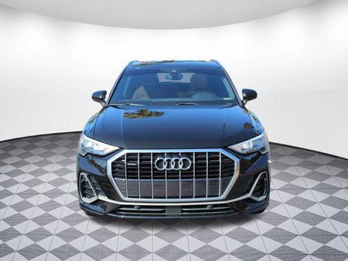 2021 Audi Q3 45 S line Premium