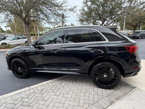 2021 Audi Q3 45 S line Premium