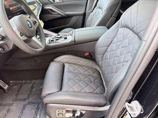 Black Sapphire Metallic 2026 BMW X6 xDrive40i