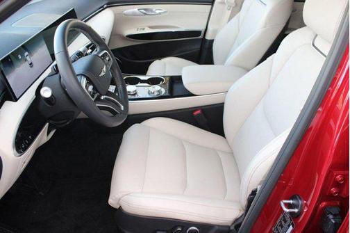 2026 Genesis GV70 2.5T