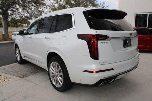 2022 Cadillac XT6 Premium Luxury AWD