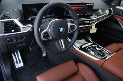 2026 BMW X7 M60i