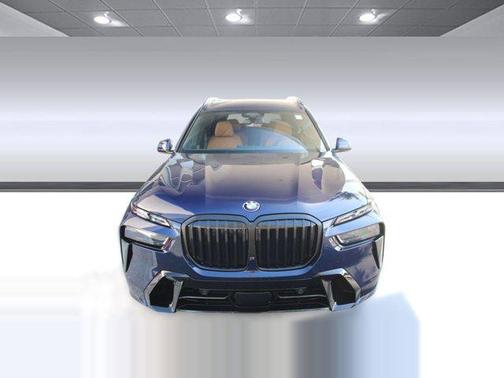 Tanzanite Blue II Metallic 2026 BMW X7 xDrive40i