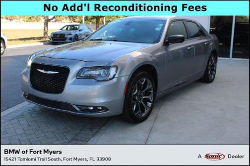 2016 Chrysler 300 S