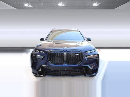 2026 BMW X7 M60i